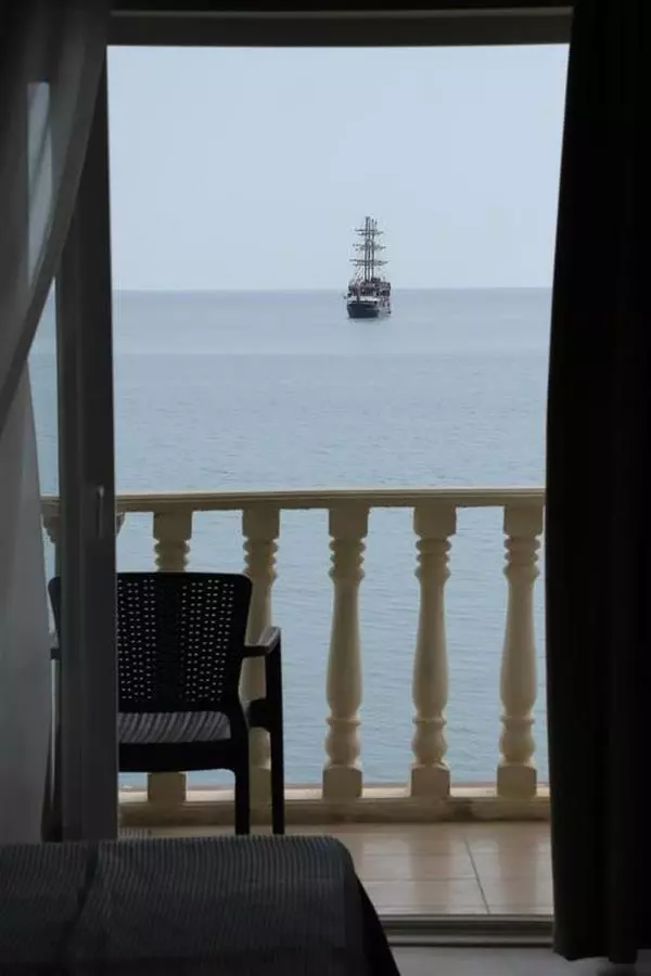 201749922 (Copy).jpg